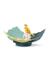 Utopical Centerpiece